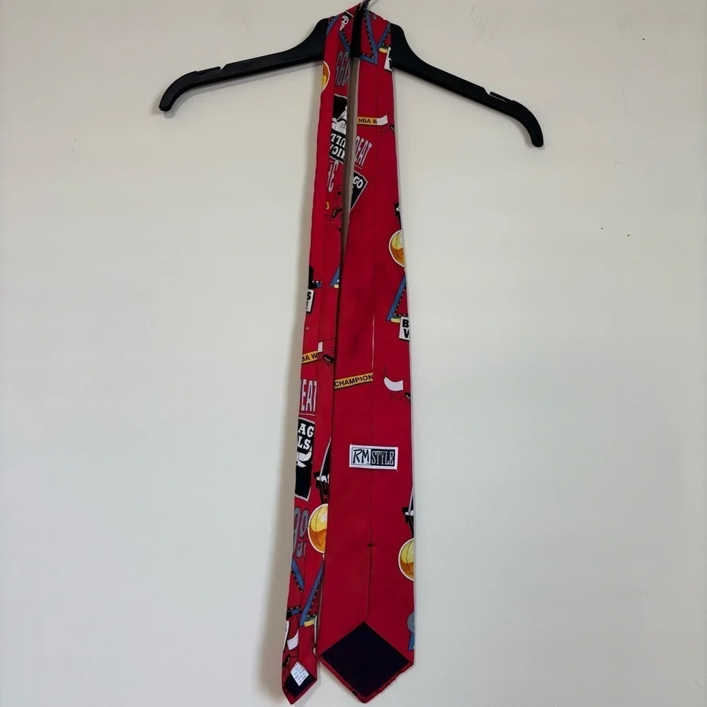 Rm Style Chicago Bulls NBA Red Silk Neck Tie 3 Peat Champions Vintage 1993 USA